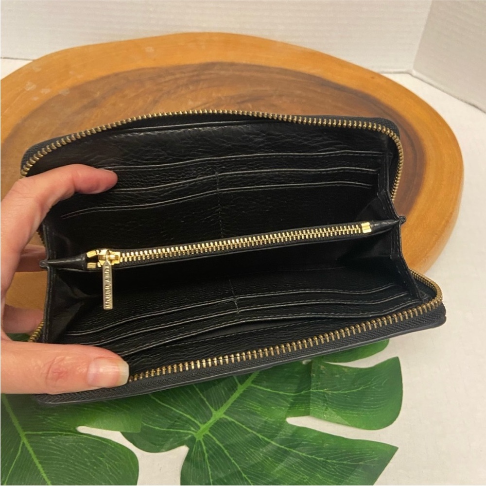 Tory Burch Black Pebbled Leather Continental Wallet with Gold Logo Accent - Picture 6 of 12